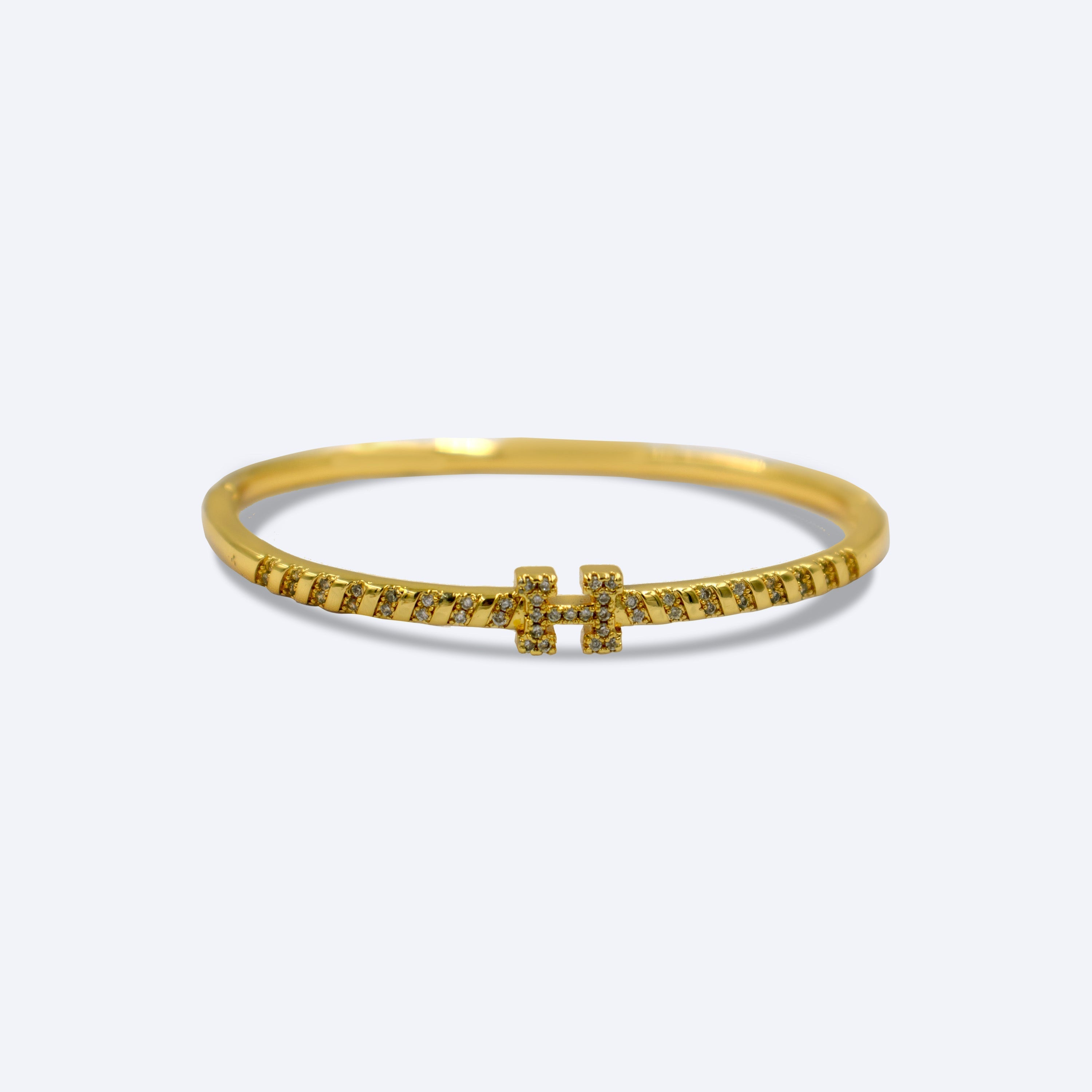 CUFFCOUTUREBANGLE_G__02.jpg